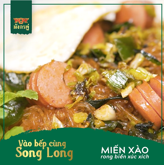 CÁCH NẤU MIẾN XÀO RONG BIỂN XÚC XÍCH